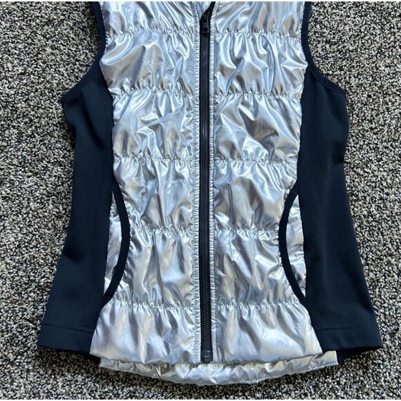 Zella Silver Metallic Puffer Vest With Hood Girl Size L 10/12 - Picture 3 of 6